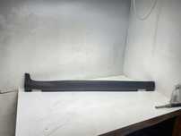 KIA STONIC LISTWA PROGOWA PRAWA 87754-H8400 17-24