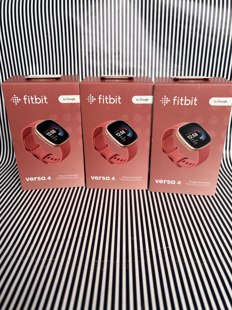 Смарт годинник Fitbit Versa 4 Pink Sand/Copper Rose ( FB523RGRW )