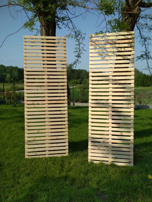 Donica , pergola, zabudowa tarasów, wychodki, budy dla psów