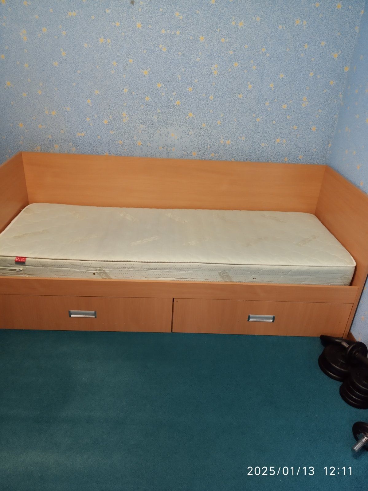 Продам кровать односпальна