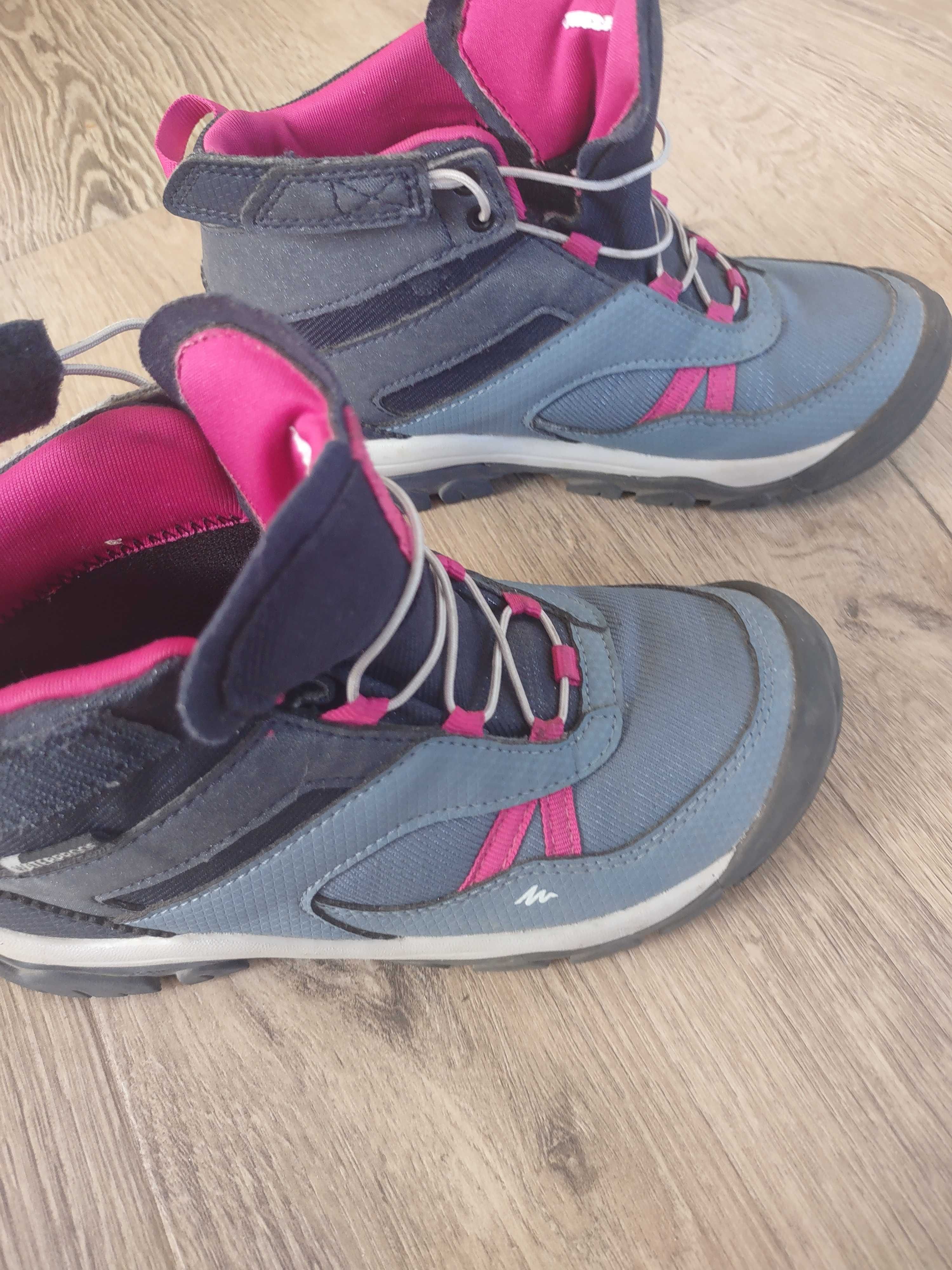 Buty trekkingowe dziewczęce Decathlon Quechura