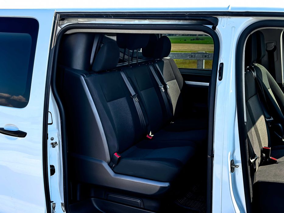 Opel Vivaro brygadowy 6 osób WYPOŻYCZALNIA / Wynajem busów dostawczych