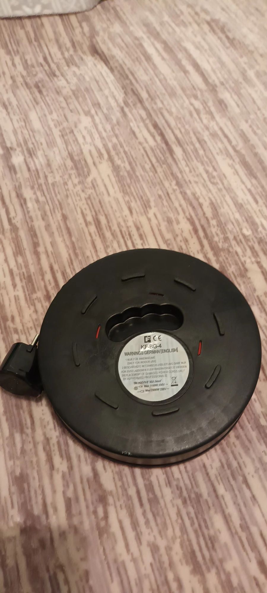 Enrolador manual de extensão com 4 fichas, 4,75m