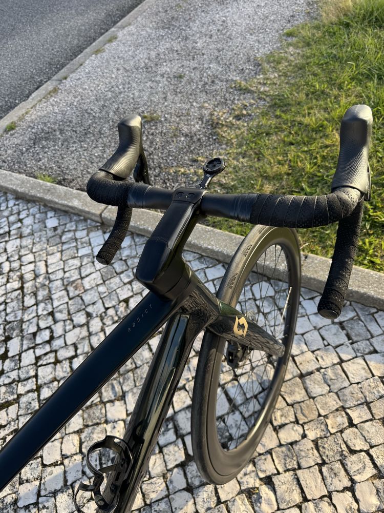 Scott Addict RC - Sram Force AXS 12v