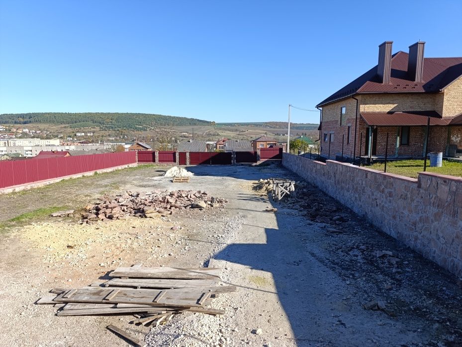 Земельна ділянка