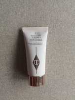 Primer baza rozświetlająca charlotte tilbury Wonder glow
