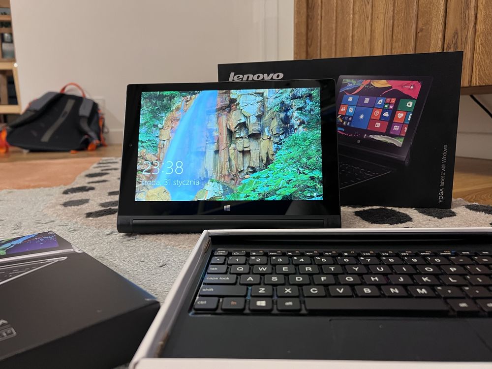 Lenovo Yoga tablet Windows LTE intel 32GB