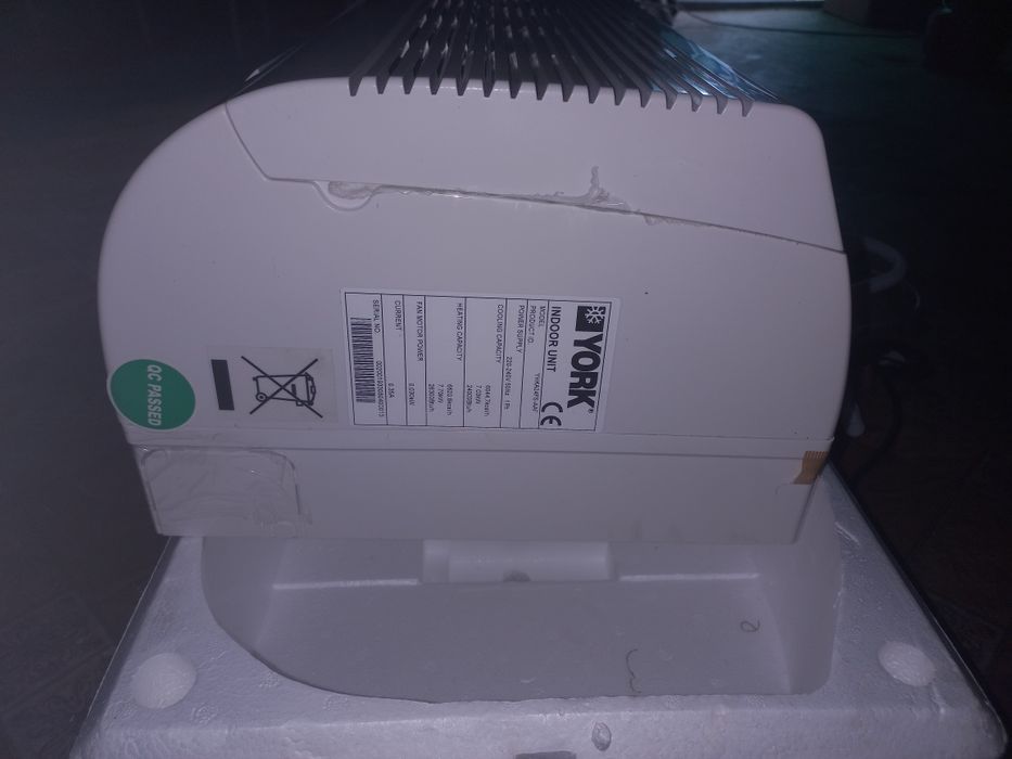 РАСПРОДАЮ Кондиционер  York 30. ( до  100 метров.) Монтаж.