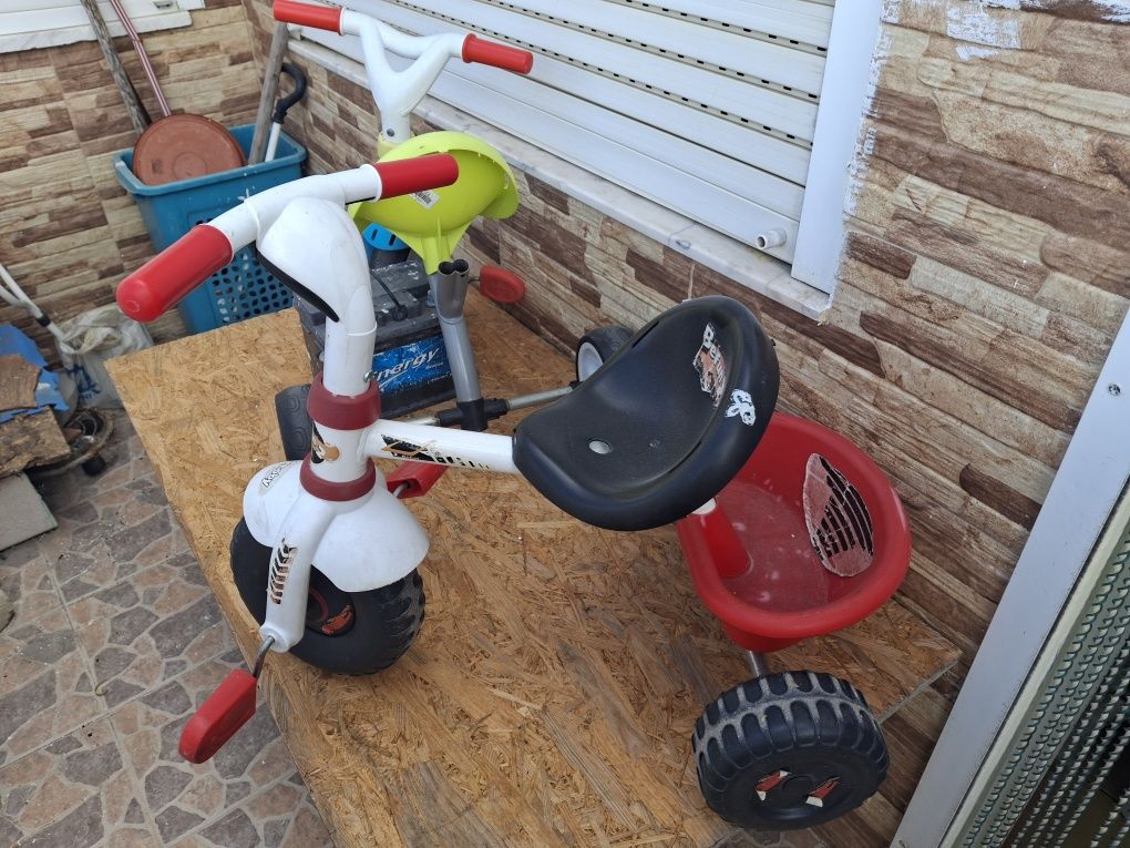 Triciclos de criança