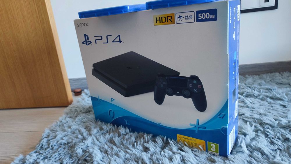 PlayStation 4 + jogos