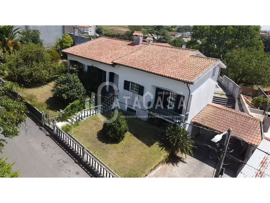 Moradia Isolada T3+1 com Piscina em Travassô