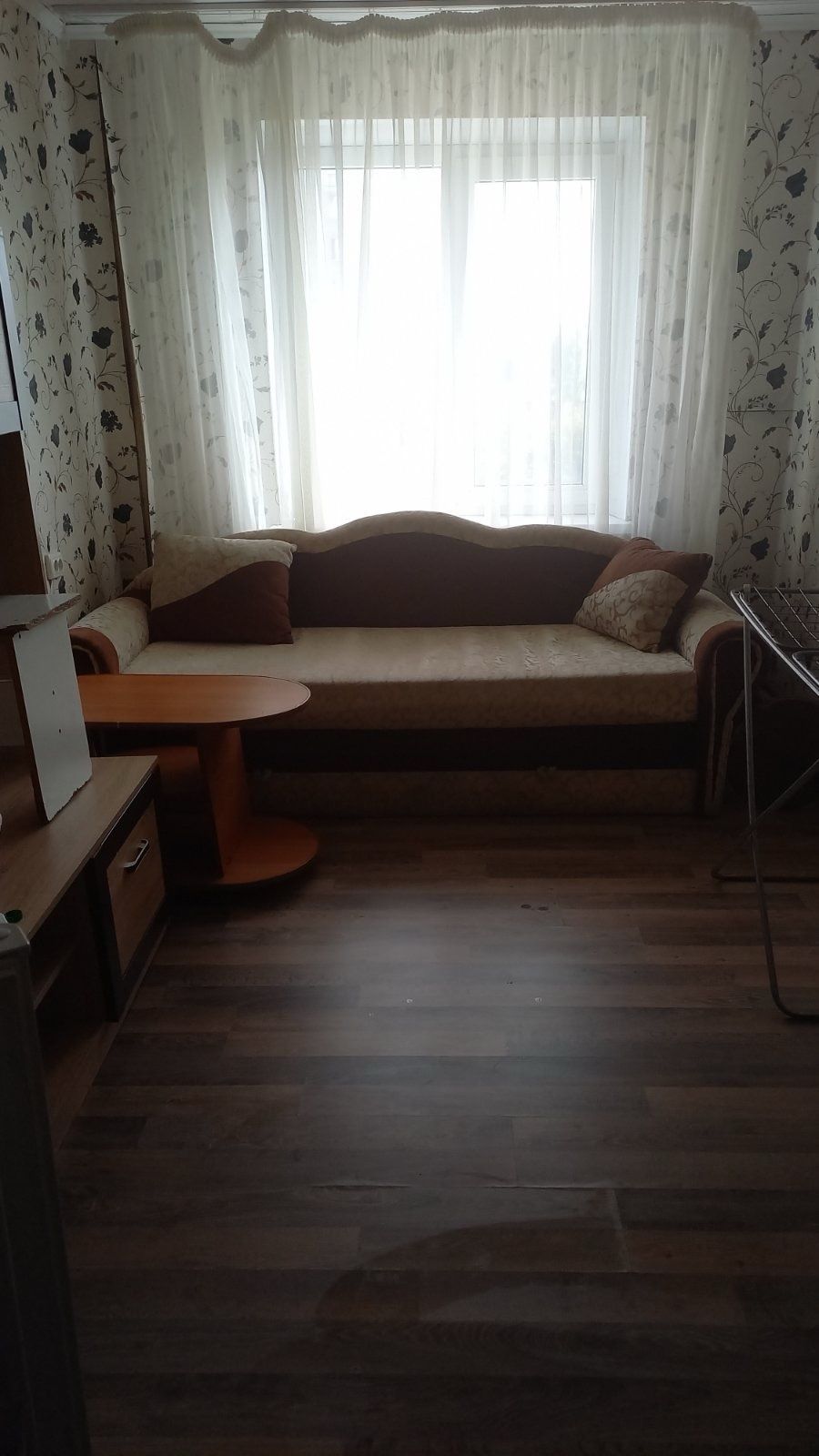 Продаж кімнати в ком.кв.,вул Азербайджанська 8-Б .
