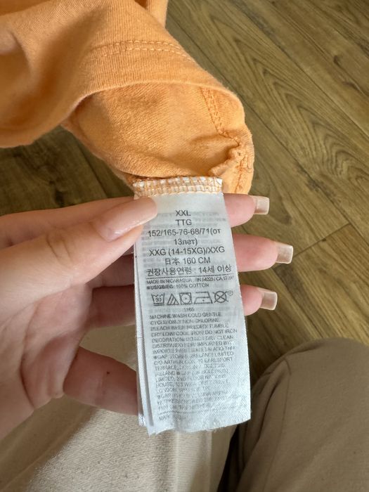 T-shirt Gap pomaranczowy dla chlopca 160 cm stan bardzo dobry