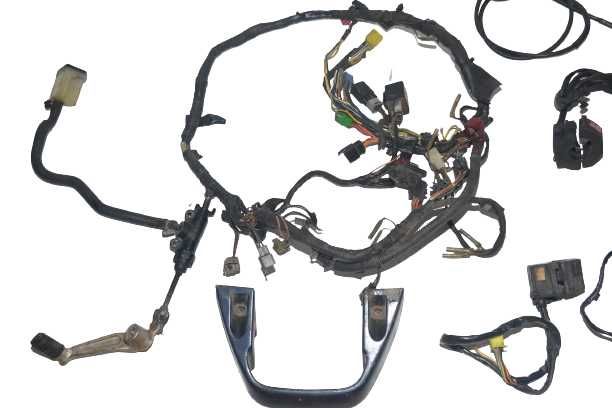 Suzuki vx 800 wentylator wiązka czujnik uchwyt linka  pompa paliwa