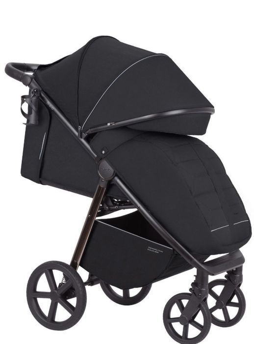 Прогулянкова коляска Carrello Bravo Plus 2024 року