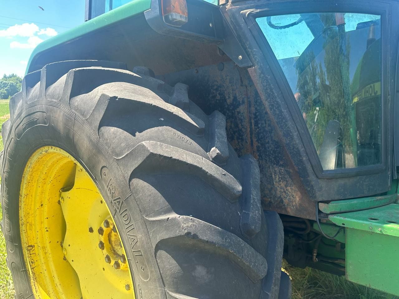 Трактор John Deere 3640
