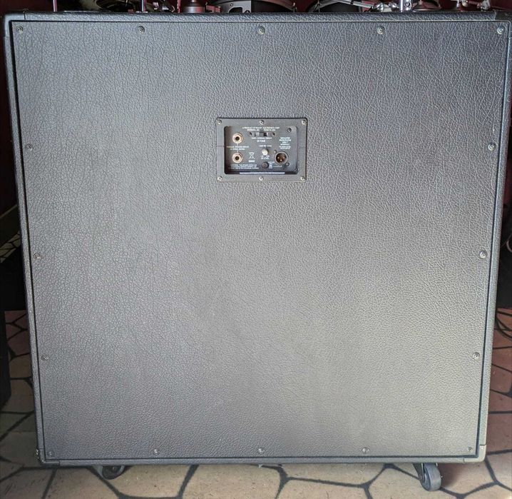 troco coluna Peavey JSX 412 por Guitarra Eléctrica 6, 7, ou 8 cordas