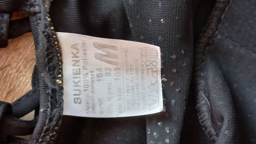 M sukienka sylwestrowa, imprezowa