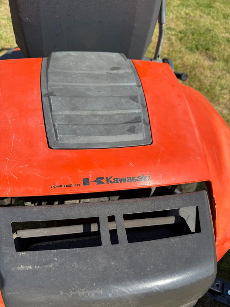 Wynajem kosiarki traktorka Husqvarna Rider
