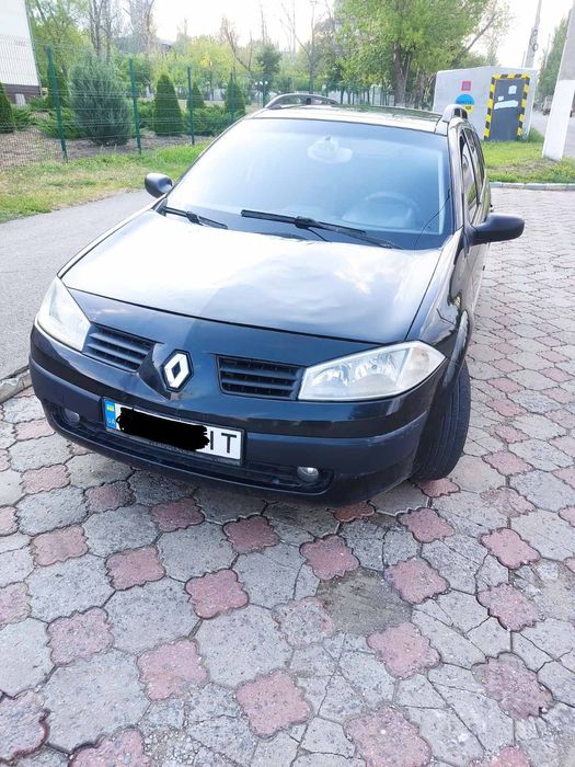 Рено Меган 1,6 бензин.