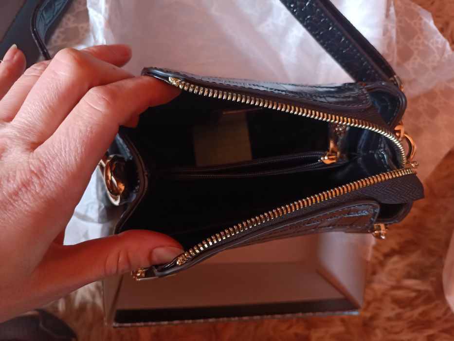 Mała torebka skórzana Kazar