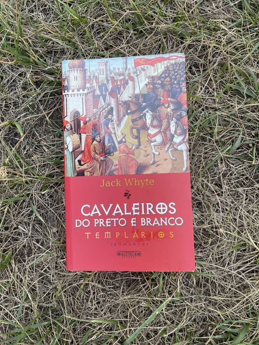 Livro cavaleiro preto e branco
