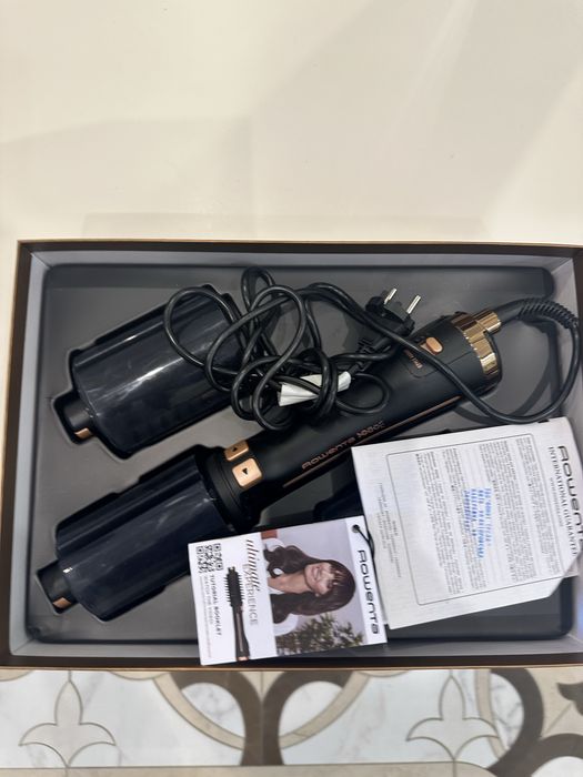 Фен-щітка ROWENTA