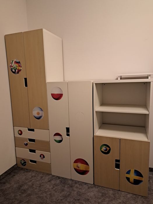 Zestaw mebli Ikea. Szafa, regał, szafka w zestawie