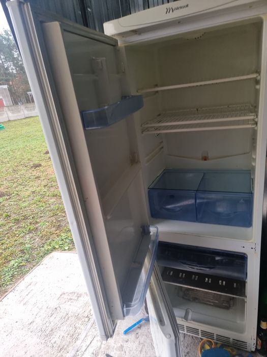 Lodówka z zamrażalnik