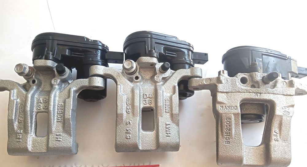 Zacisk Hamulca Kia Ceed Optima,Hyundai i40,Thesis,Audi A6,PASSAT B6 B7