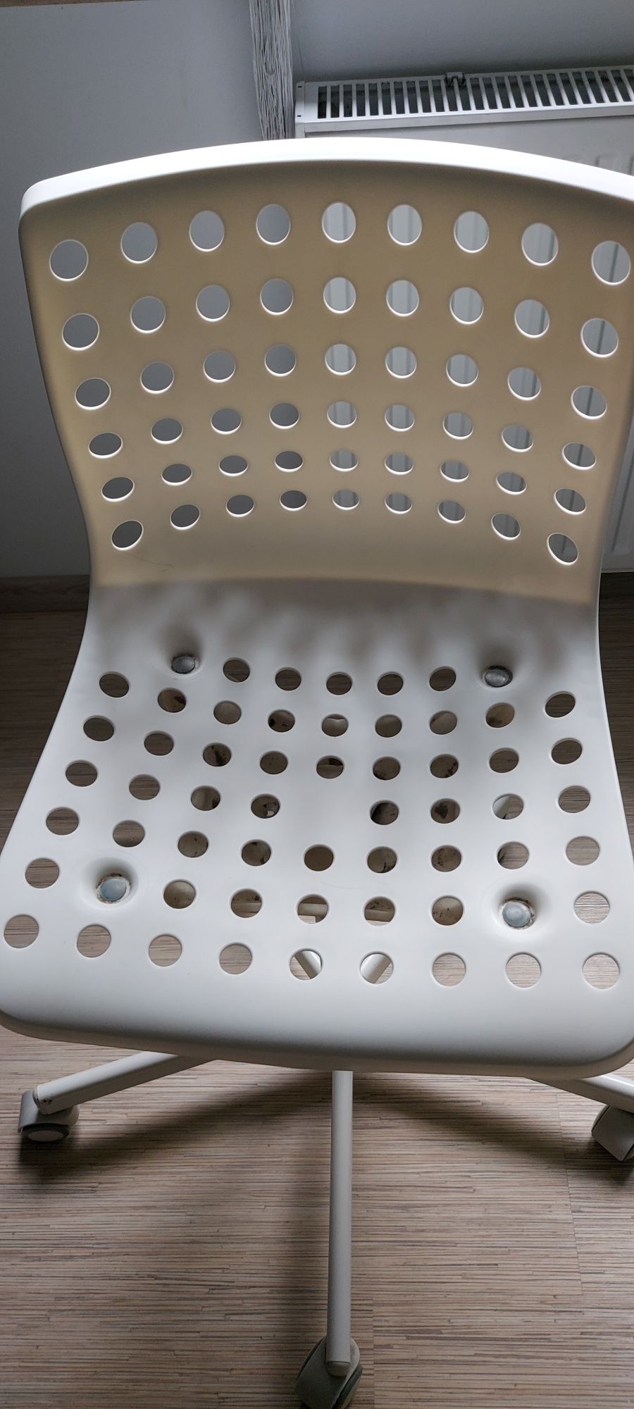 krzesło firmy IKEA