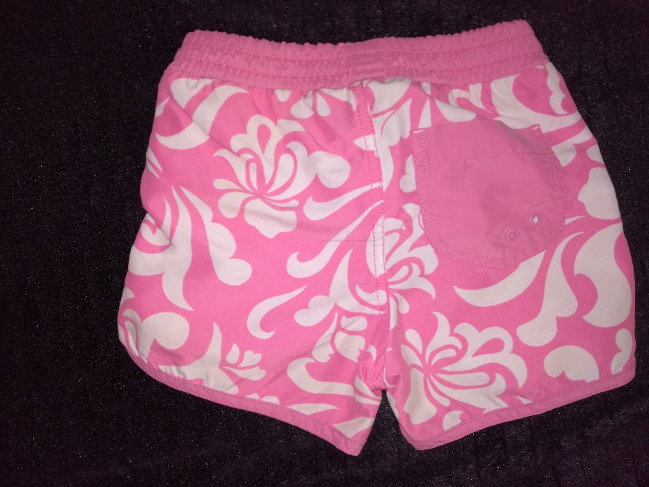 Zestaw, Koszulka Zara oraz spodenki H&M dla dziewczynki w roz 110