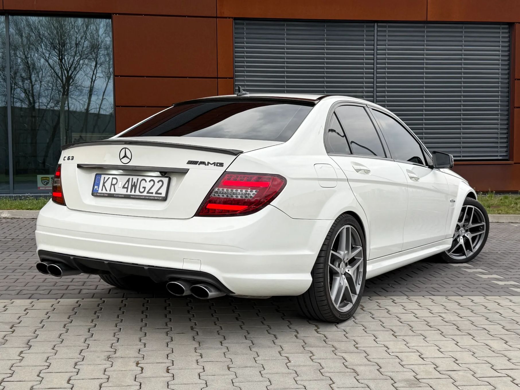 Mercedes-Benz Klasa C C63 AMG Kamera Fotele pikowane, Harman Kardon, Bluetooth