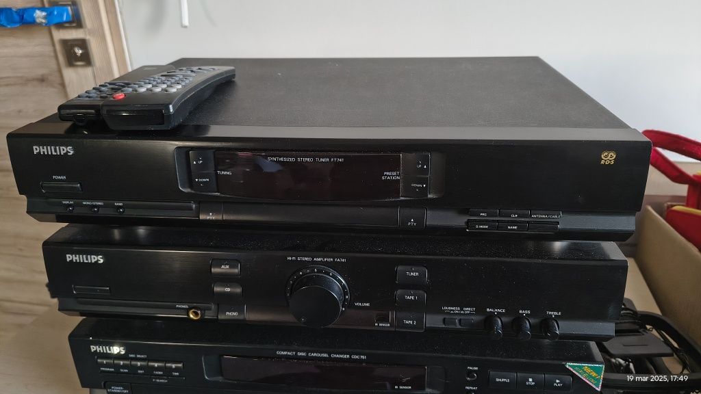 Wieża Philips składanka trzy elementy