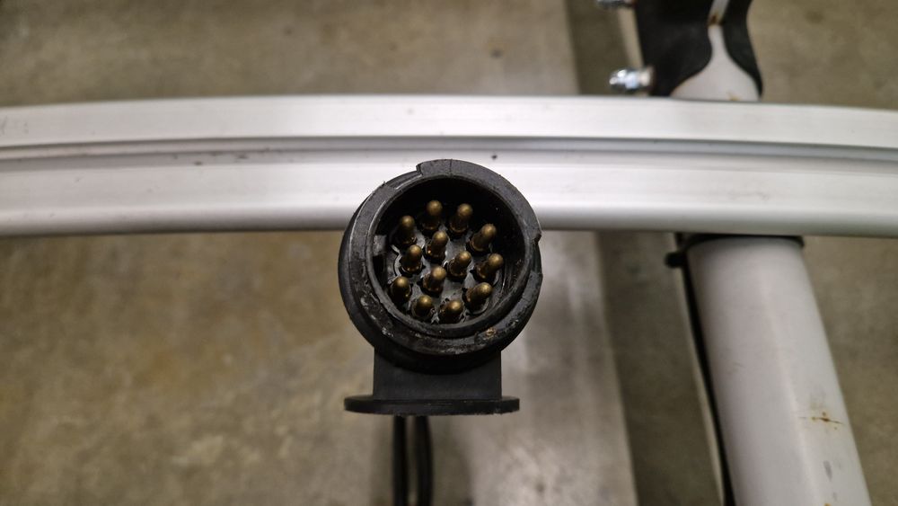 Bagaznik na 4 rowery na hak rezerwacja