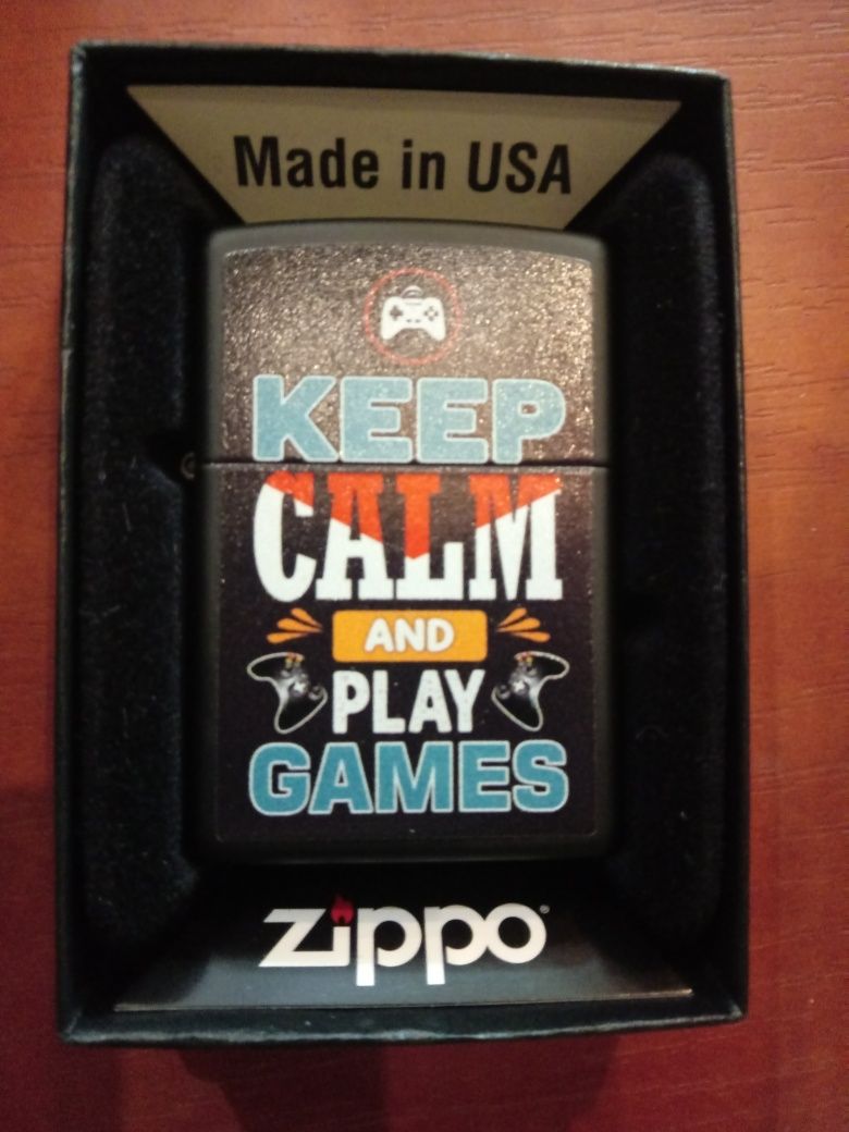 Zapalniczka Zippo Keep Calm and Play Games