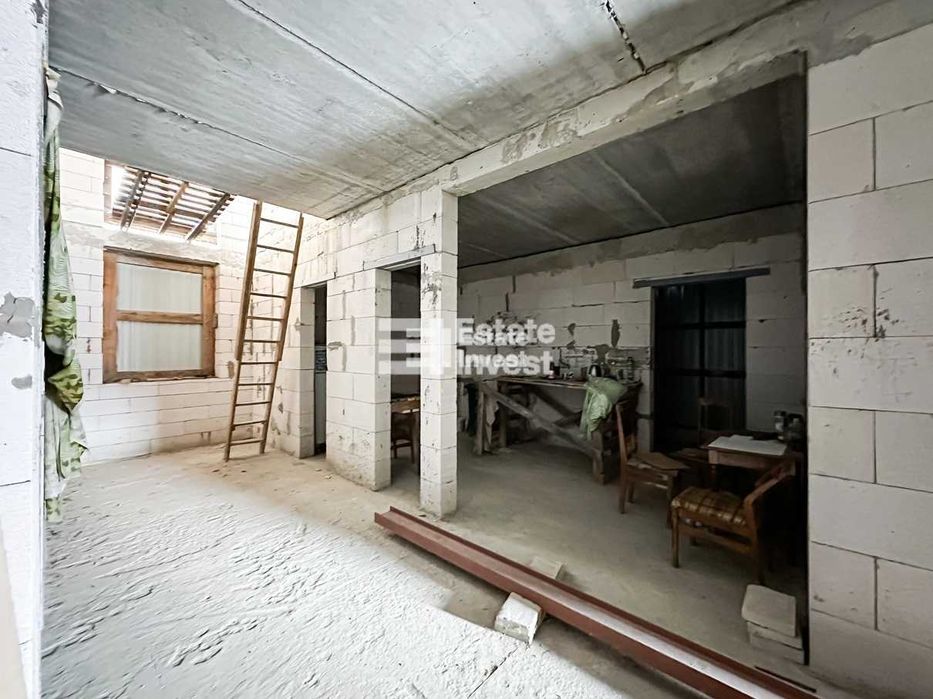 Продам домовладение в частном посёлке, по адресу: ул. Монтажная, 1.