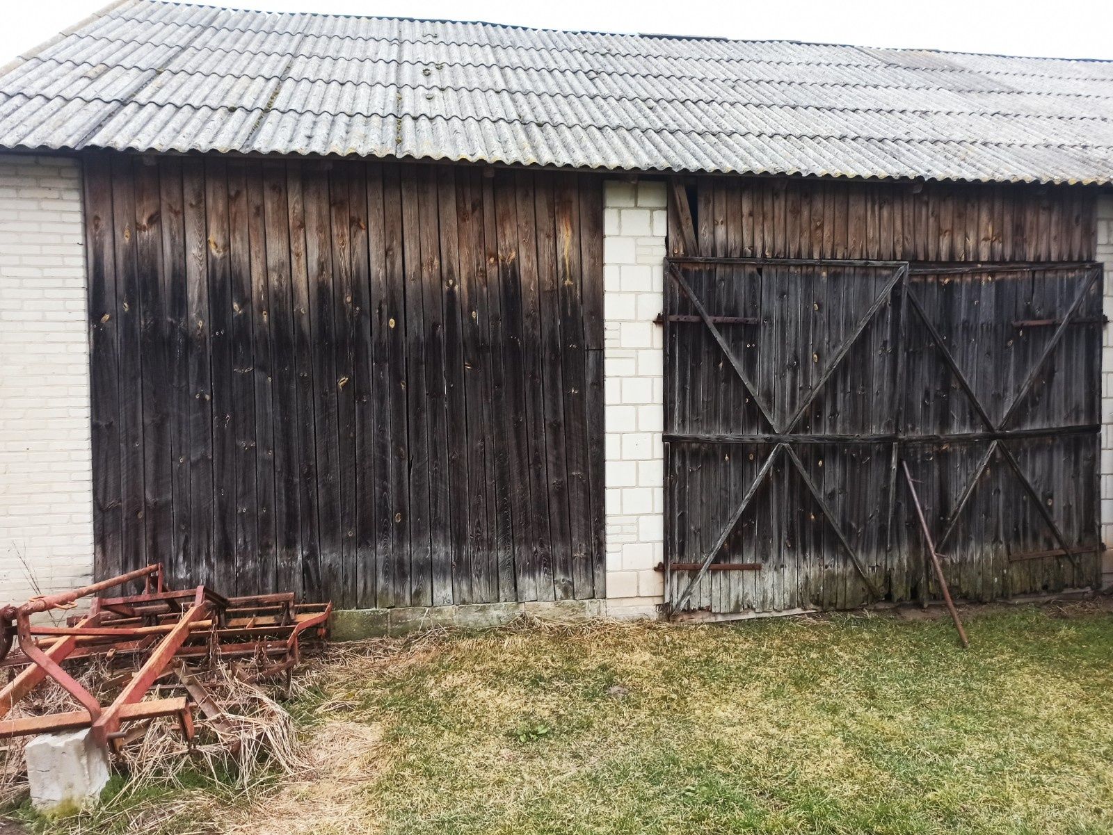 Stare drewno rozbiórka stodoły stare deski stodoła dom rozbiórki