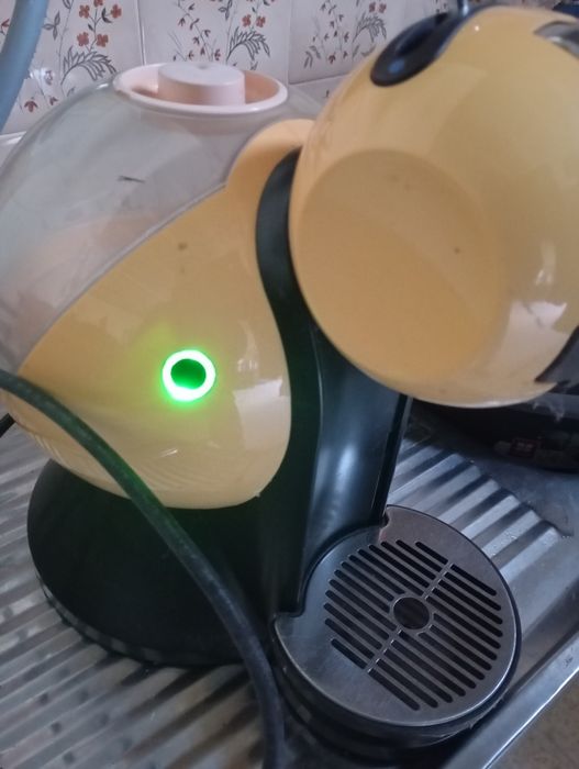 Máquina de café Dolce Gosto