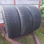 Goodyear UltraGrip Performance 215/55 R17