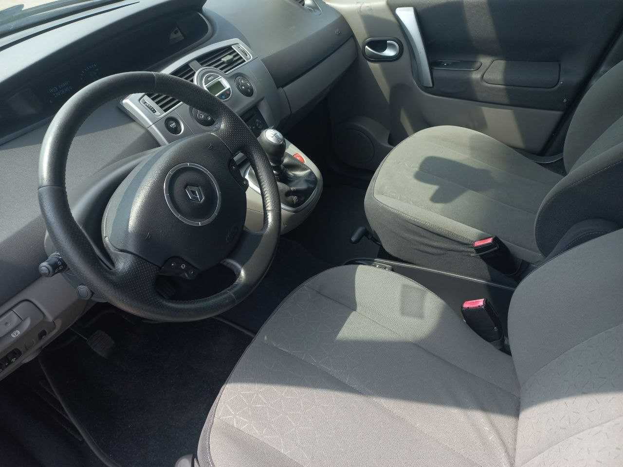 Продам Renault Scenic II