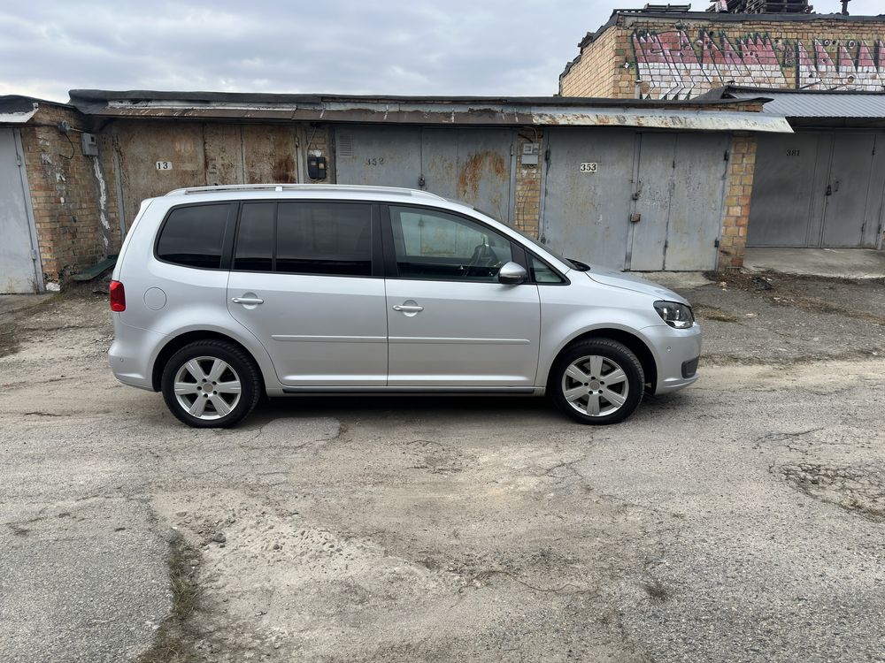 Volkswagen Touran