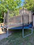 Trampolina ogrodowa