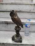 Charuteira  em estatueta em bronze de arte
