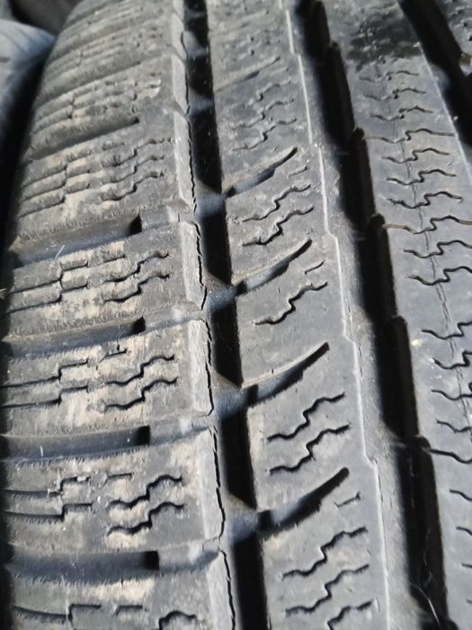 235.55.17 Nokian 4шт зима БУ склад шины резина 55 R17 Шиномонтаж Харьк