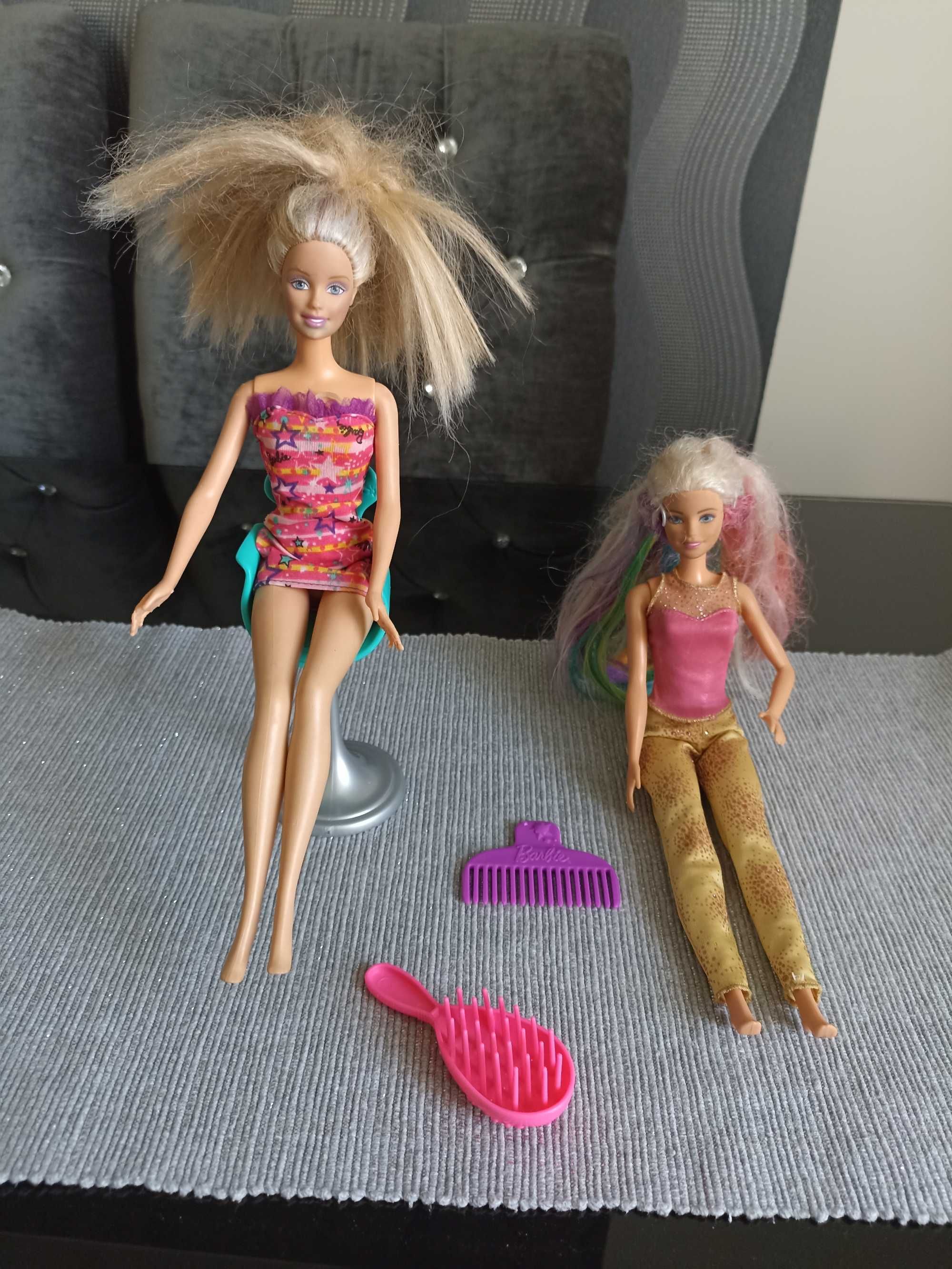 Zestaw lalek- Barbie u fryzjera