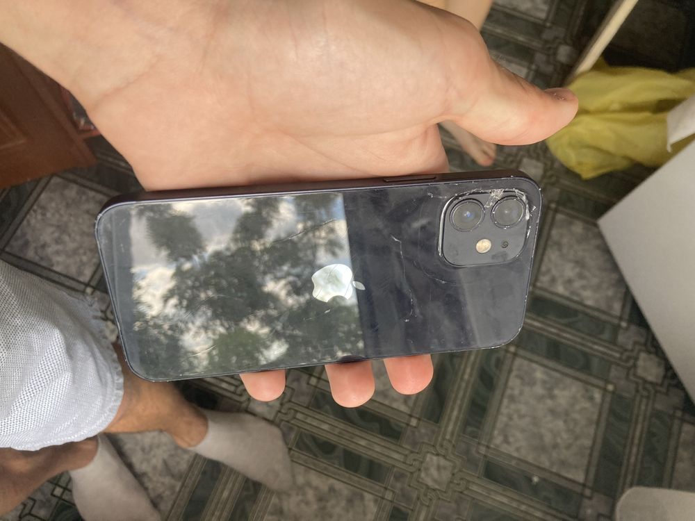 Iphone 12 на 128 гб Neverlock, Акб:78