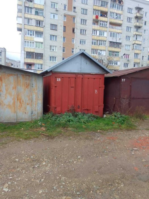 Контейнер під реалізацію (маф).