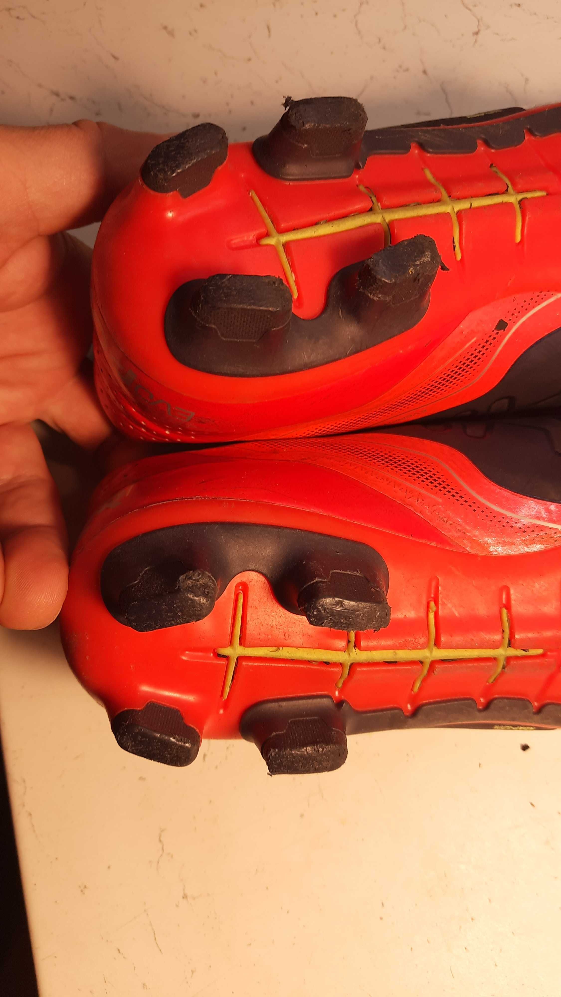 Korki Puma Evopower 1.2 39EUR 6UK meczowe