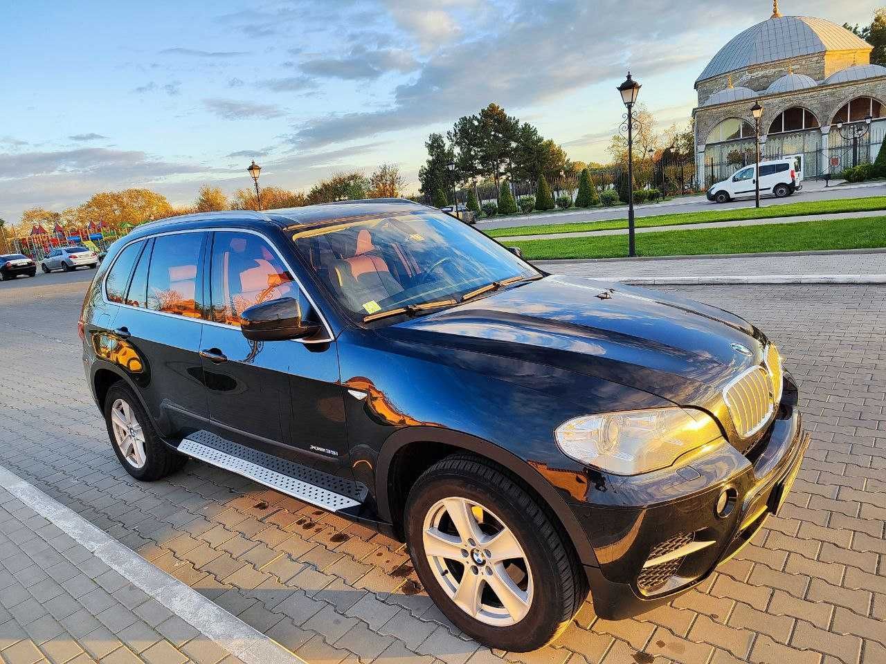 BMW X5 2010    173 тыс. км.